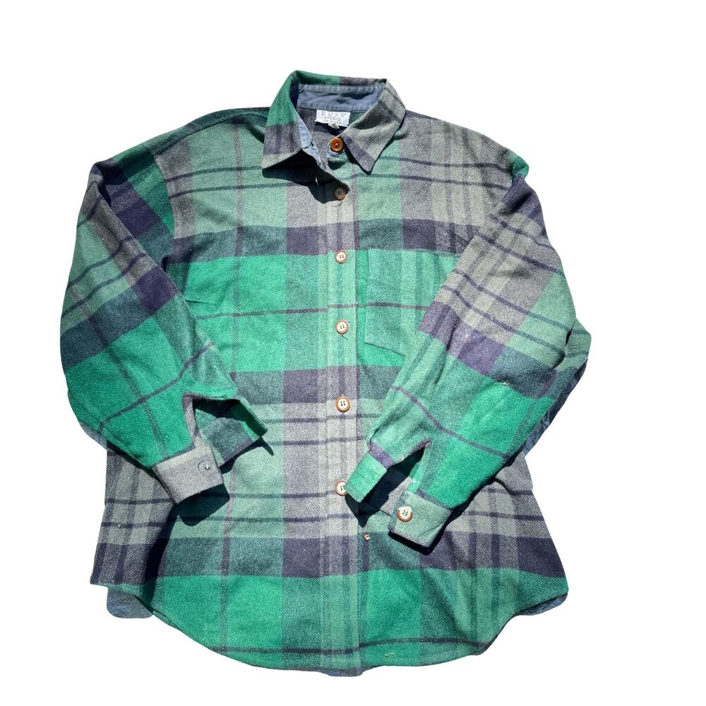 vintage size 8 Russ studio flannel womens repair both cuffs need new buttons